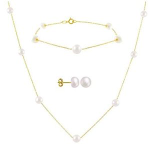 Pearl Stud Set