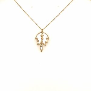 SNK0012456 Leaf Pendant 18k gold with Chain Gold