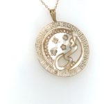 18K Yellow Gold Circle Mom Pendant with Chain