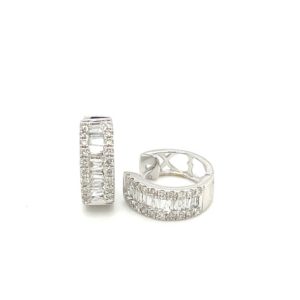 EO0620138-18K White Gold Diamond Earring