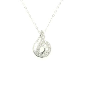 PO0825299 18K White Gold Diamond Pendant with chain